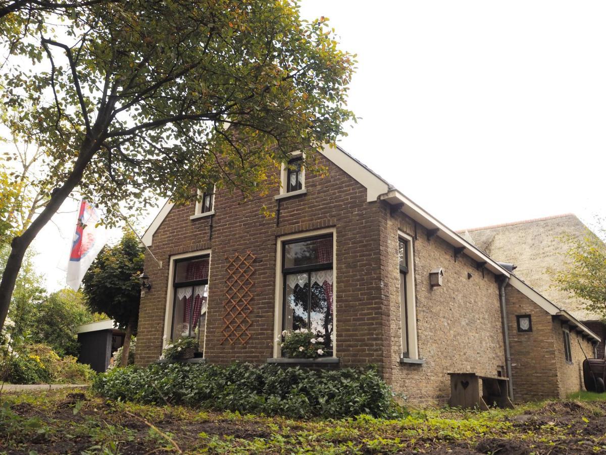 'Us Waldhuske' Villa Burgum Kültér fotó